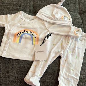 Calvin Klein Baby Newborn Take Me Home Set